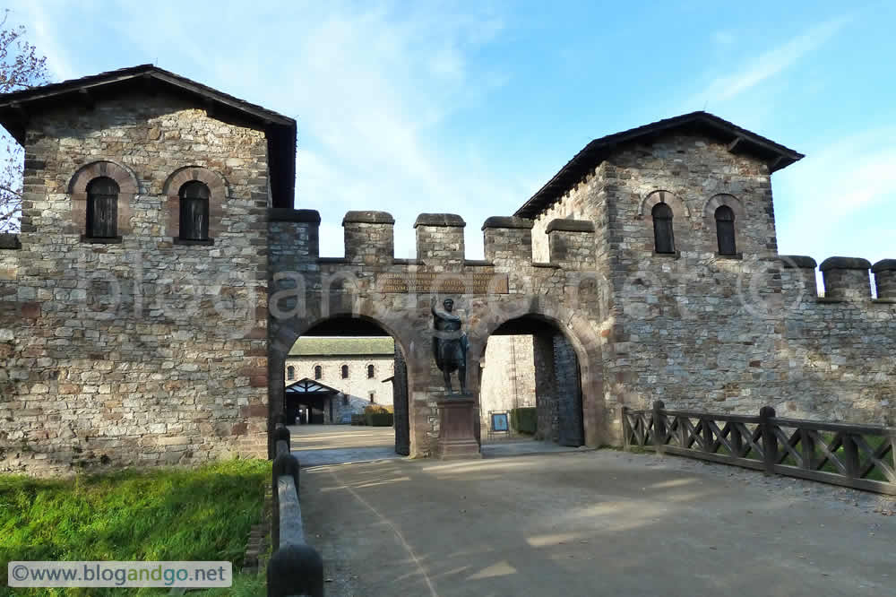 Saalburg - South facing Porta Praetoria (main gate)